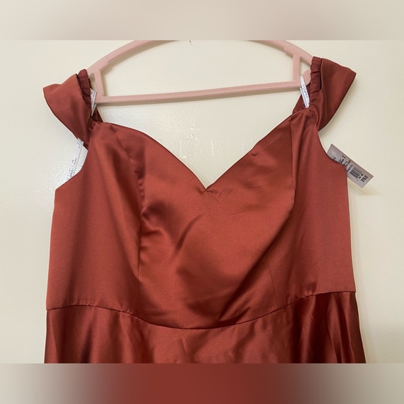 Off-Shoulder Cinnamon / Rust Satin A-Line Dress - Picture 3 of 9